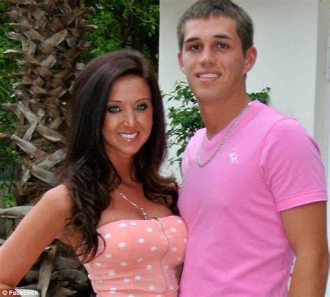 Ex Benglas Cheerleader And Teacher Engaged To Student She Had Affair