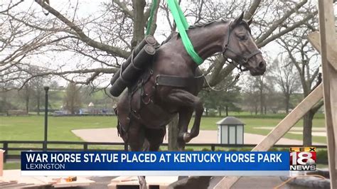 War Horse Statue Placed At Kentucky Horse Park Youtube