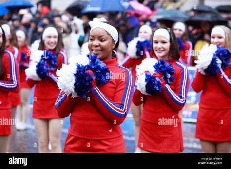 American Varsity Cheerleaders London Hi Res Stock Photography And