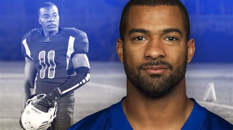 The Former Nfl Player Who Inspired The Cws First Drama About Race