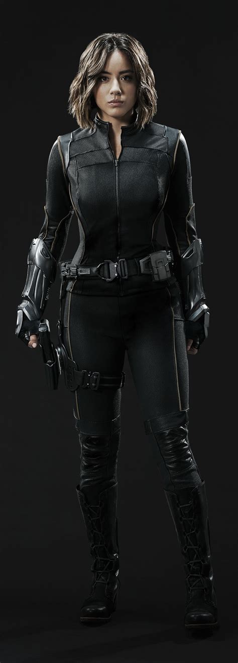 Daisy Johnson S New Quake Tactical Suit In Marvel S Agents Of S H I E L D Season 3 Agents Of