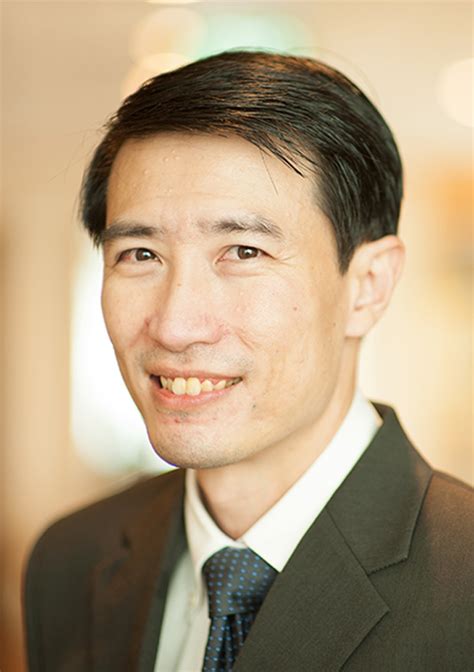 Dr Por Yong Ming Eye Surgeons Singapore Eye Specialists