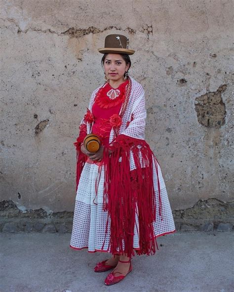 Bolivia prides itself as having one of the largest indigenous cultures in south america with an estimated 60% of her population claiming indigenous descent. Why Bolivian women want to leave Bolivia