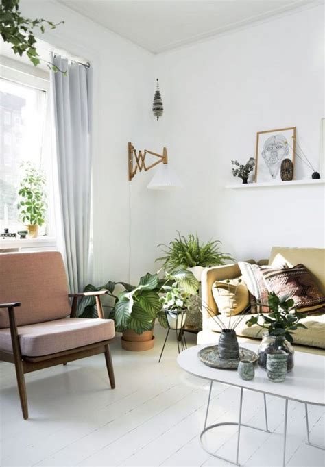 35 Beautiful Scandinavian Aesthetic Vintage Living Room Design Page 3
