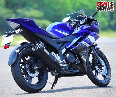 Yamaha yzf r15 v3 is a sports bike available at a price range of rs. Harga Yamaha R15 2015 | semisena.com