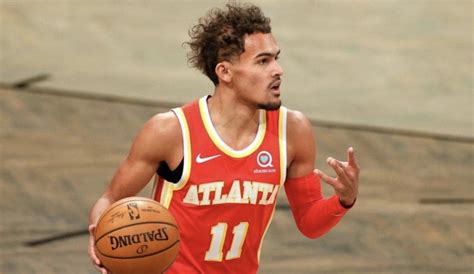 Rayford trae young (born september 19, 1998) is an american professional basketball player for the atlanta hawks of the national basketball association (nba). Ultimate Trae Young - Shoes, Jerseys, Rookie Cards ...
