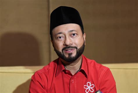 Former menteri besar of kedah darul aman, jitra state assemblyman, jerlun mp. No need for a dominant party in PH - Mukhriz - BorneoPost ...
