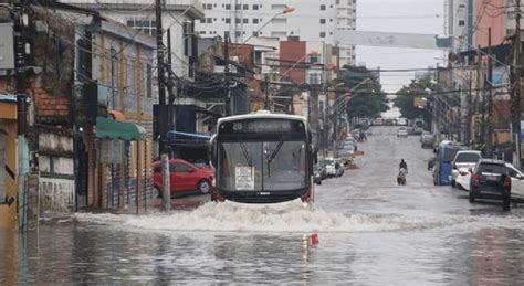Inunda O No Canal Da Mauriti Afetando A Mobilidade Urbana Download Scientific Diagram
