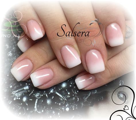 Here we provide the best services of manicure, pedicure and more for our valued customers at reasonable prices. Ombre Nagel Weiss Rosa