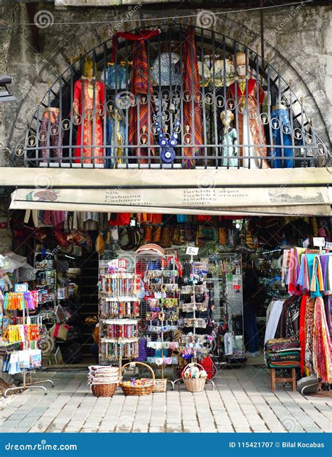 Istanbulturkey April 8 2018 Souvenir Shop Near Blue Mosque Editorial