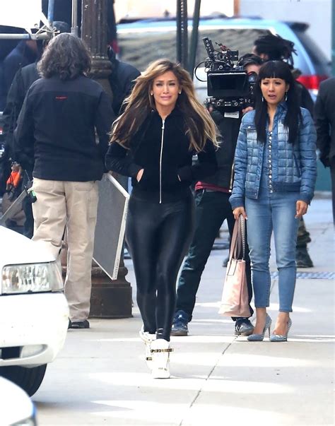 Jennifer Lopez And Constance Wu Get Emotional While Filming Hustlers Constance Wu Jennifer