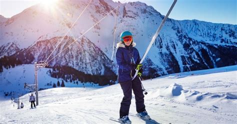 Ski Lift Guide The Different Types And How To Use Them Hunter Chalets