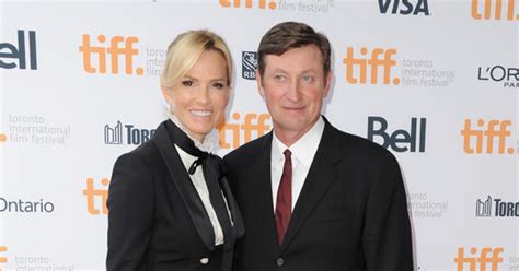 Janet Gretzky Tiff 2014 Paulina Gretzkys Mom Looks Chic In Tuxedo