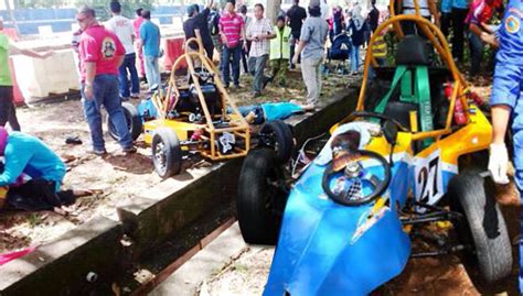 His father was a singaporean, a construction worker at singapore. Father, daughter killed as go-kart slams spectators | Free ...