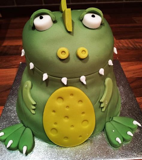 Dinosaur Cake Asda This Year Was The First Time My Son Was Really