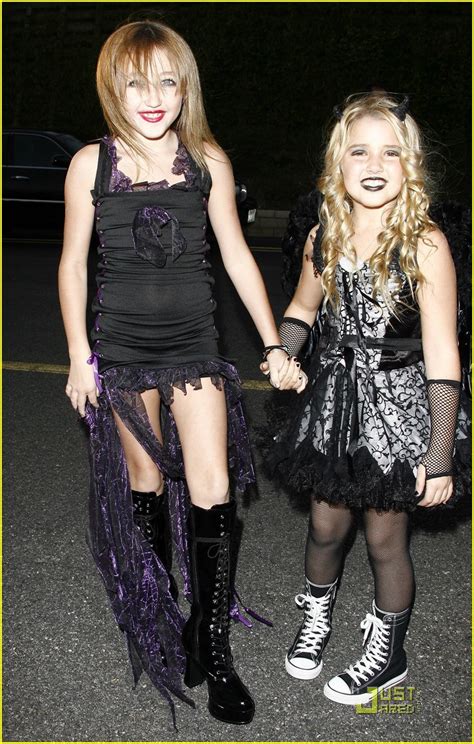 full sized photo of noah cyrus emily reaves vampires 07 noah cyrus and emily grace reaves are