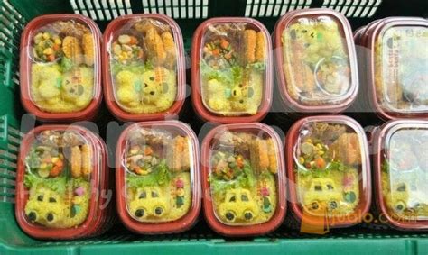 Label adalah stiker nama yang berguna untuk menandai atau menamai suatu barang atau benda dengan identitas khusus atau kategori agar tidak tertukar dengan benda lain yang sejenis. Nasi Kuning Bento Anak Ultah | Semarang | Jualo