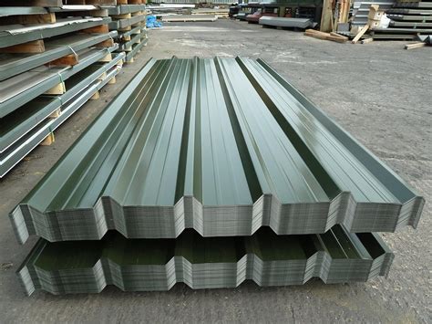 Rhino Steel Cladding Box Profile Juniper Green Polyester Coated Metal