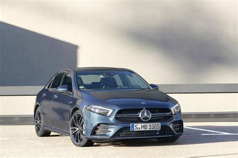 Mercedes Amg A35 4matic Sedan 2020 Launch Review