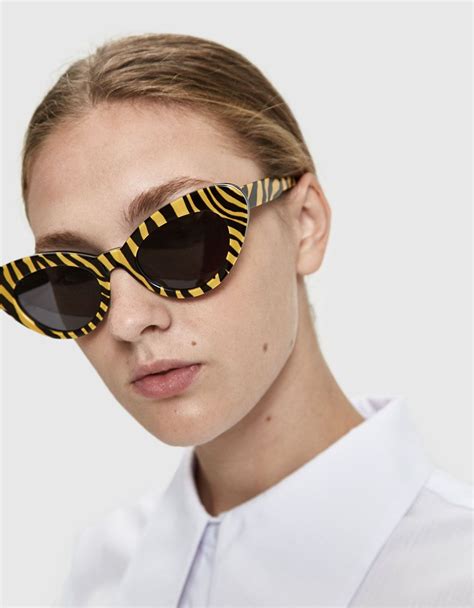 Chimi Eyewear Tiger Round Stripe Sunglasses Eyewear Womens Eyewear Sunglasses