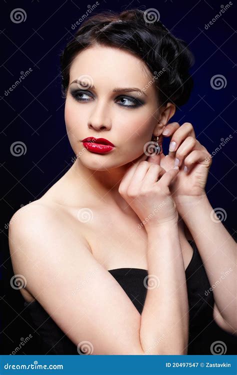 Beautiful Brunette Woman Stock Image Image Of Eyed Glamor 20497547