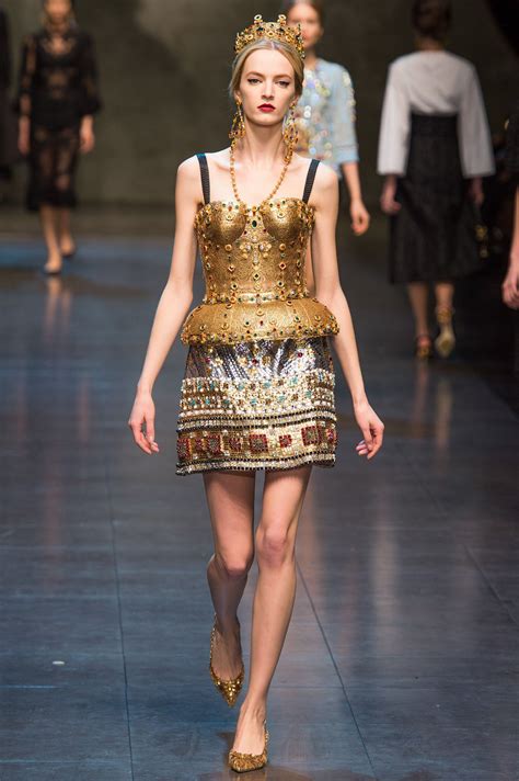 Dolce Gabbana Fall 2013 Ready To Wear Fashion Show Collection