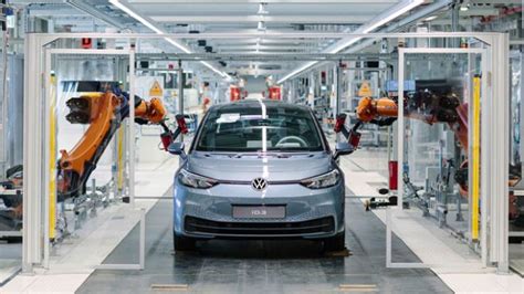 ID 3 und größte E Auto Fabrik Europas Zukunft der Technik