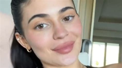 Kylie Jenner Proudly Shows Off Real Chest Sprinkled With Freckles And