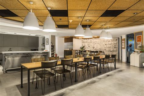 A Quick Makeover For An Office Cafeteria