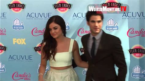 Glee Darren Criss Lucy Hale Pretty Little Liars Arrive At 2013 Teen Choice Awards Youtube