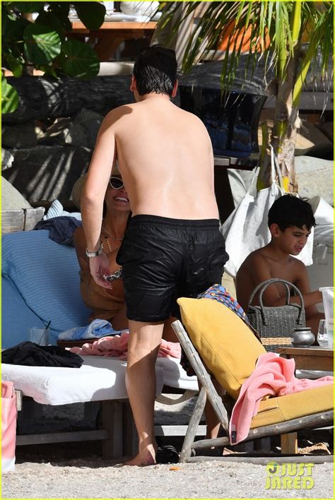 Scott Disick Spotted Going Shirtless During A Beach Day In St Barts Photo Scott