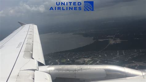 United A320 Wing View Landing Into Houstons George Bush