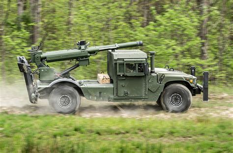 Humvee Hawkeye 105mm Mobile Howitzer Weapon System