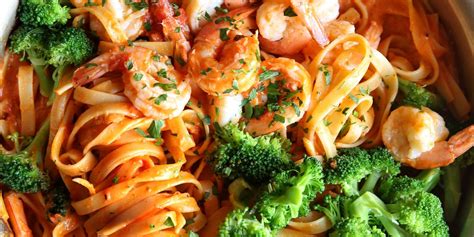 Best Shrimp And Broccoli Fettuccine Recipe How To Make Shrimp And