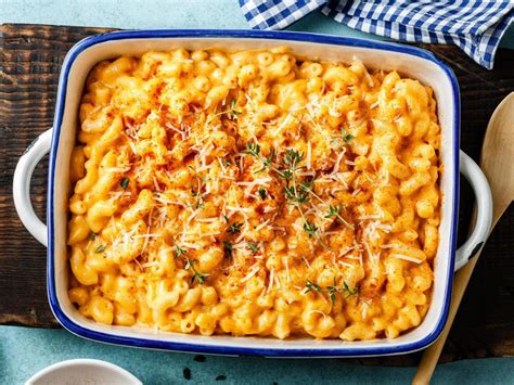 Запеченные макароны с сыром: рецепт быстрого ужина, который стоит ...