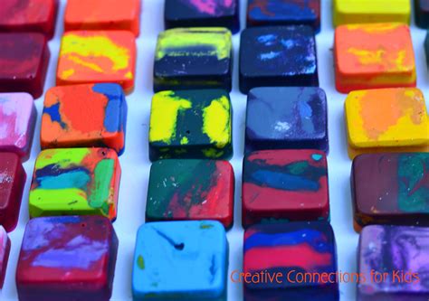 Melting Crayons Into Glitter Crayon Squares