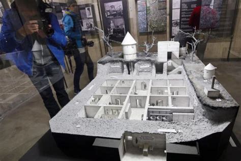 Berlin Museum Sparks Fury By Recreating Adolf Hitlers Bunker During
