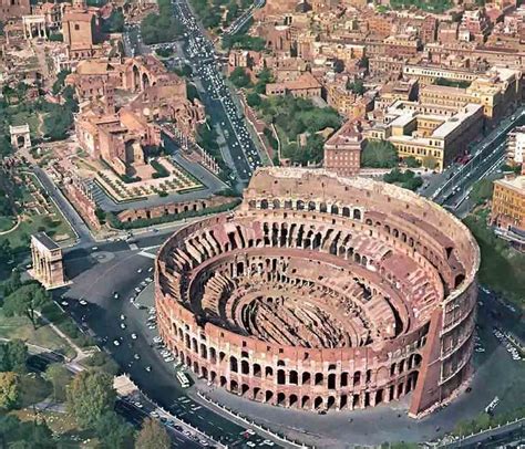 Roma Capital Da Itália Enciclopédia Global™