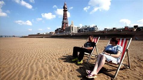 Blackpool Fails To Meet Clean Beaches Standards BBC News