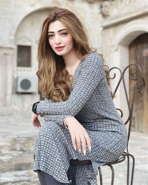 Nawal Saeed Beautiful Pictures From Turkey Reviewitpk