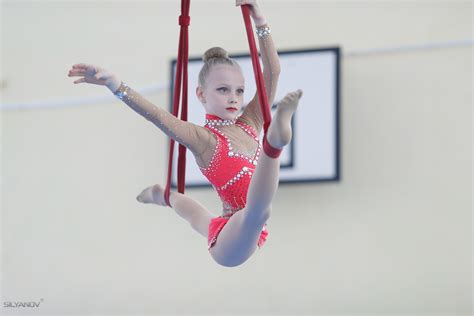 Турнир по воздушной гимнастике в школе Александры Демьянец Москва 19