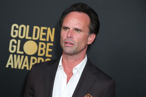 Sons Of Anarchy Walton Goggins Learned To Walk In Heels On The