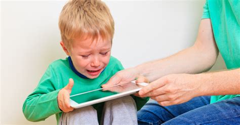 ¿calmas A Tu Hijo Con Un Celular O Una Tablet Entérate De Las