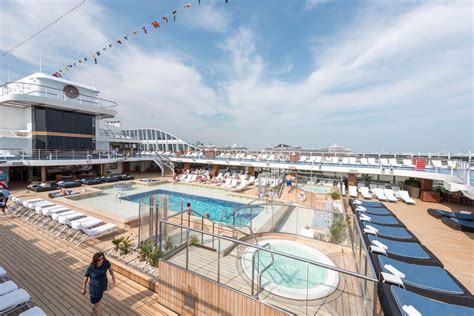Pool On Oceania Marina Cruise Ship Cruise Critic