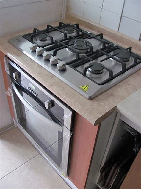 Las 10 mejores encimeras de gas. Foto: Cocina y Horno Empotrado de Fd Diseñadores Y ...