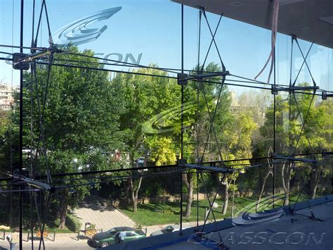 Nos coups de coeur sur les routes de france. Murs rideaux «Spider Glass» - Vitrage Extérieur Attaché ...