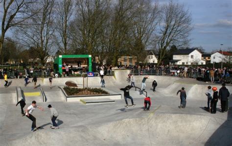 All information about ksc lokeren () current squad with market values transfers rumours player stats fixtures news. Skatepark al meteen groot succes (Lokeren) - Het Nieuwsblad