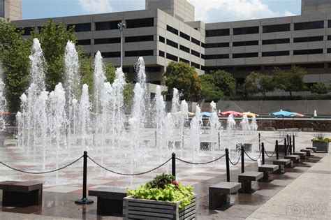 Crown Center Square Fountain Kansas City Mo