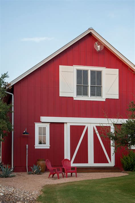 Elegant Farmhouse Farmhouse Exterior Austin By Vanguard Studio