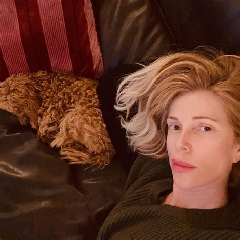 Il suo pubblico l'ha seguita in eventi iconici della televisione nostrana (chi la ricorda al festivalbar?), ma anche nelle vicende della sua vita privata.dopo diverse storie d'amore, finalmente alessia ha trovato l'uomo da sposare. Le celebrità si mostrano senza trucco durante la ...